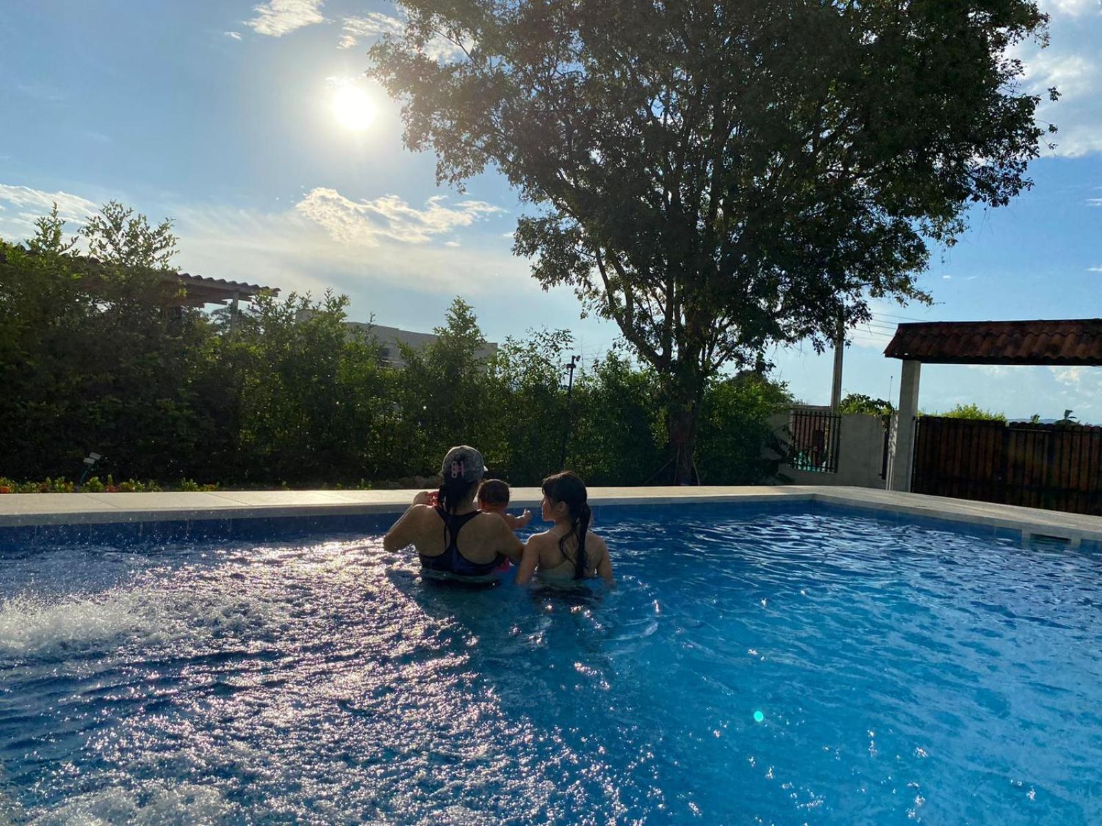 Casa Campestre La Victoria Piscina Privada, Wifi Сasa de vacaciones *