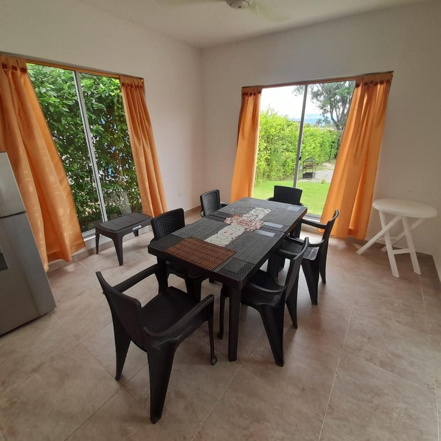 Casa Campestre La Victoria Piscina Privada, Wifi Holiday home