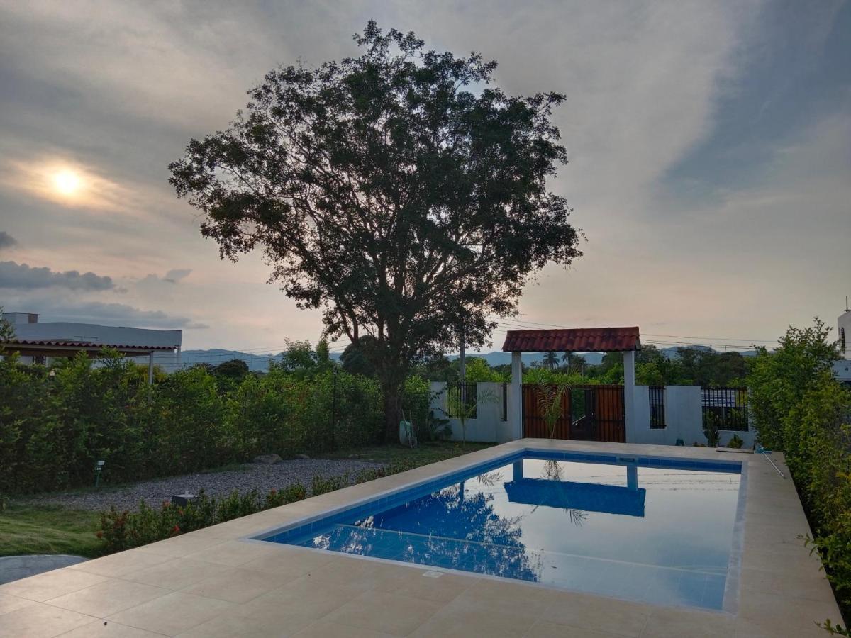 Casa Campestre La Victoria Piscina Privada, Wifi Holiday home Ricaurte